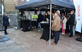 Feestelijk moment oplevering laatste 31 sociale huurwoningen Bavo