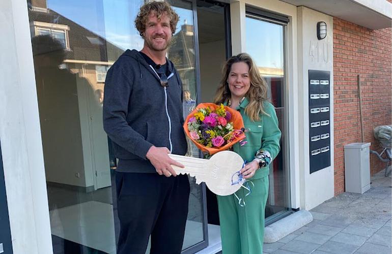 Eerste sleutel appartementen BOL overhandigd